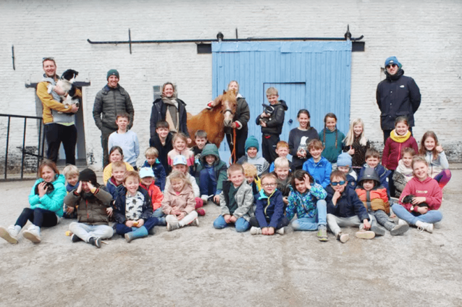 Kinderen beleven beestig sportieve week op boerderij in Beert