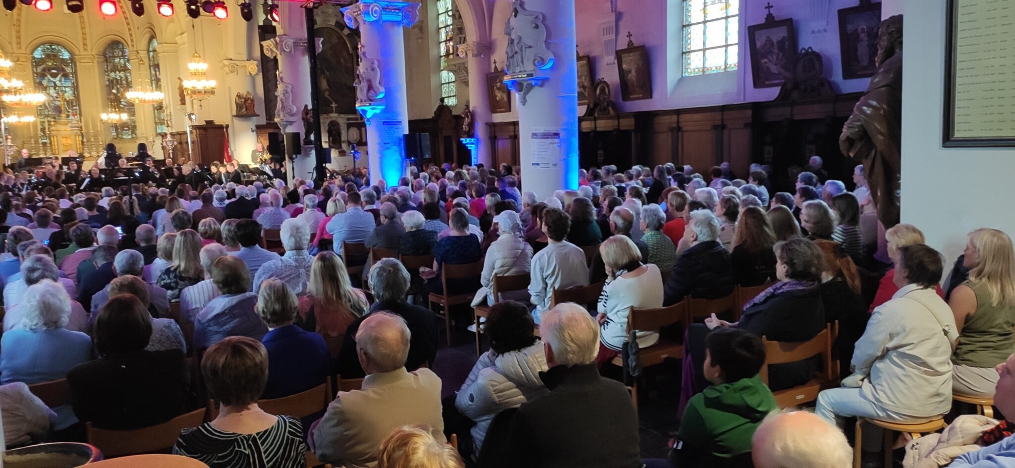 Günther Neefs was voltreffer op Muzicos paasconcert Goeiedag