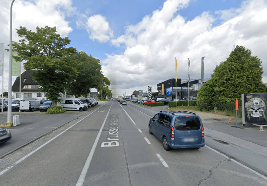 Mogelijke verkeershinder. Plaatsen plooibakens op Brusselsesteenweg (N9)