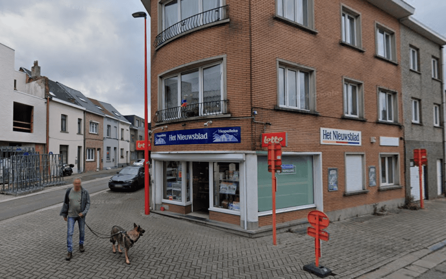 Overvallers krantenwinkel laten kluis vallen