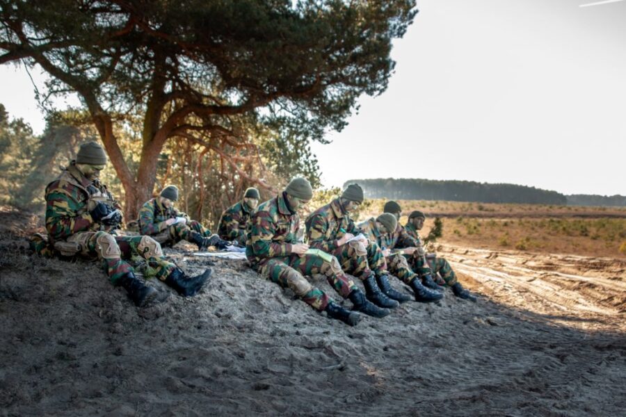 Bataljon Carabiniers-Grenadiers houden militaire oefening in Asse en Opwijk