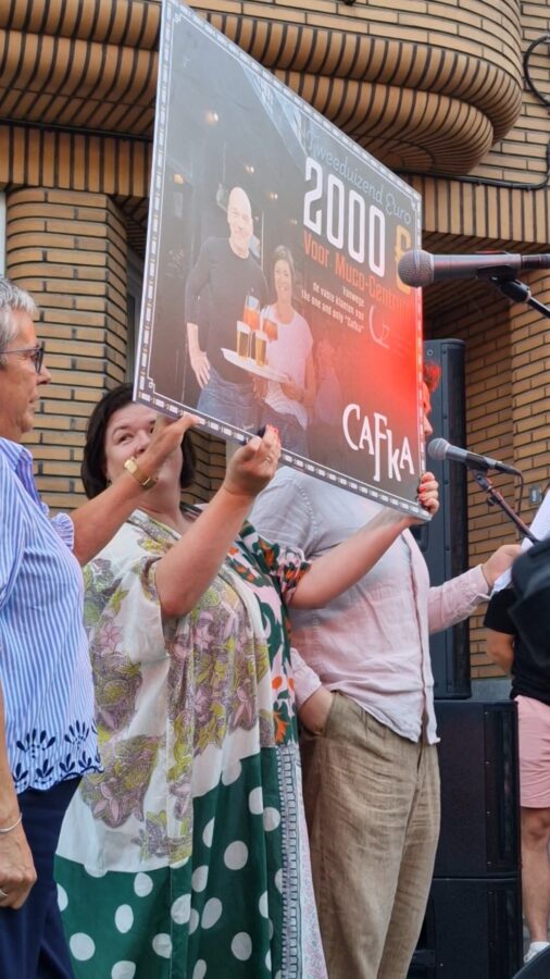 Afscheidsfeestje "De Leste in de Cafka" bij Ann en Kris. (fotoreportage)