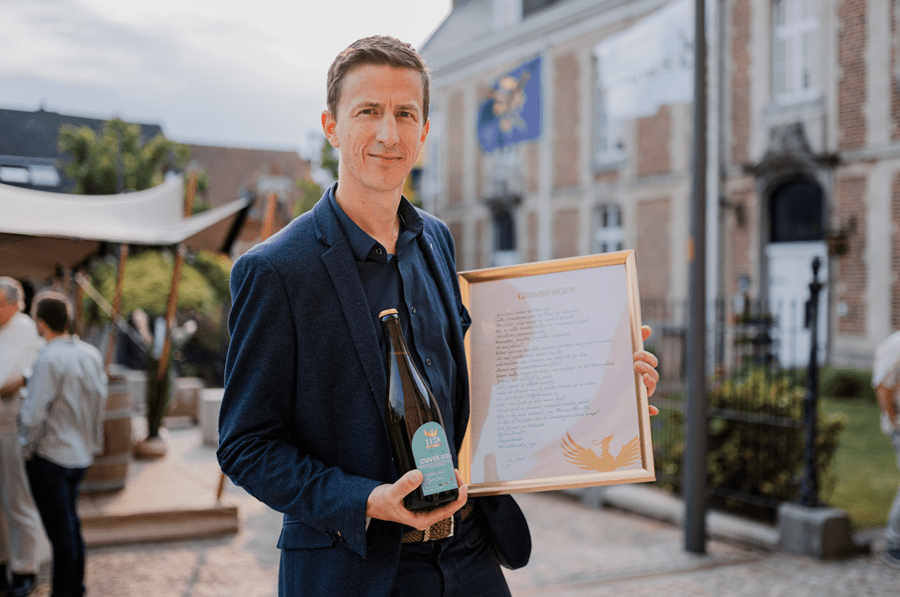 Bjorn Sorel wint nationale thuisbrouwwedstrijd van abdij Grimbergen