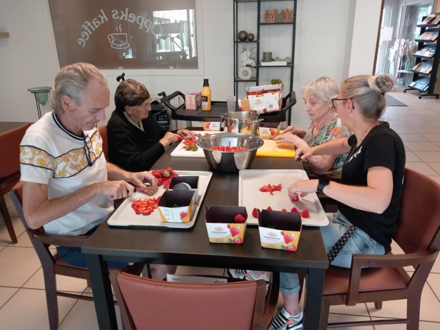 WZC Heydeveld sluit de zomer af met zomerbar en ijsjes