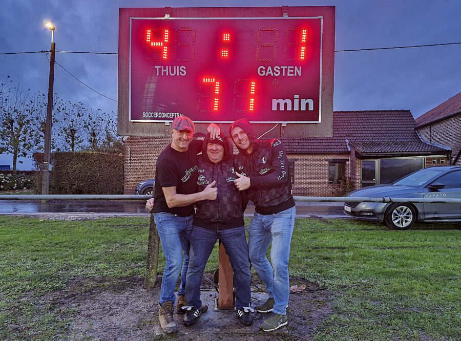 Cristal Boys pronken nu ook met scorebord