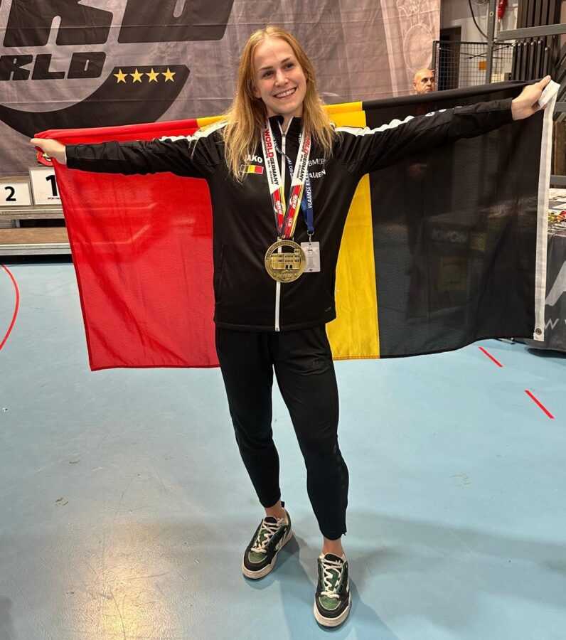 Lauren Hermans wereldkampioene kickboksen!