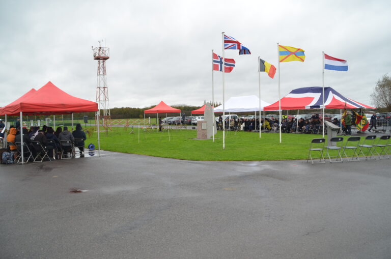 Bijzondere hulde aan gesneuvelde soldaten