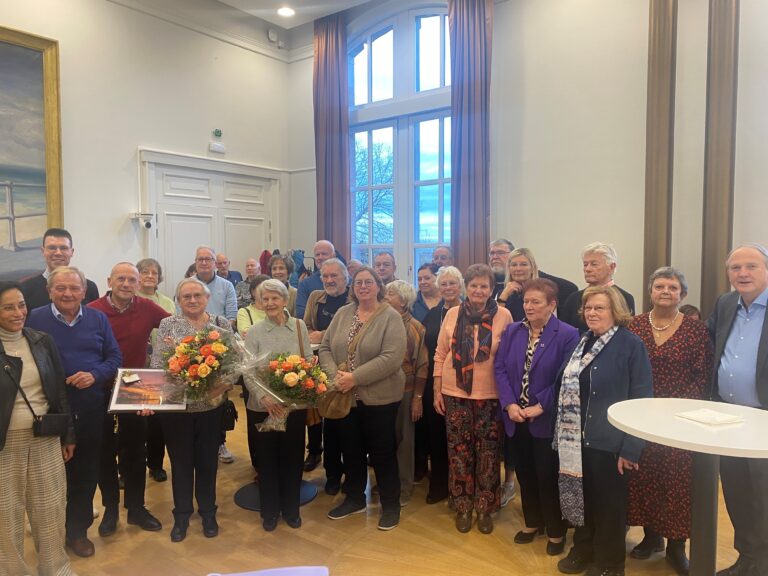 ‘Senioren van het Jaar’ Lena en Liliane gevierd