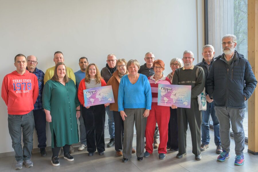 Ontbijt Gezinsbond levert 3.000 euro op voor goede doelen