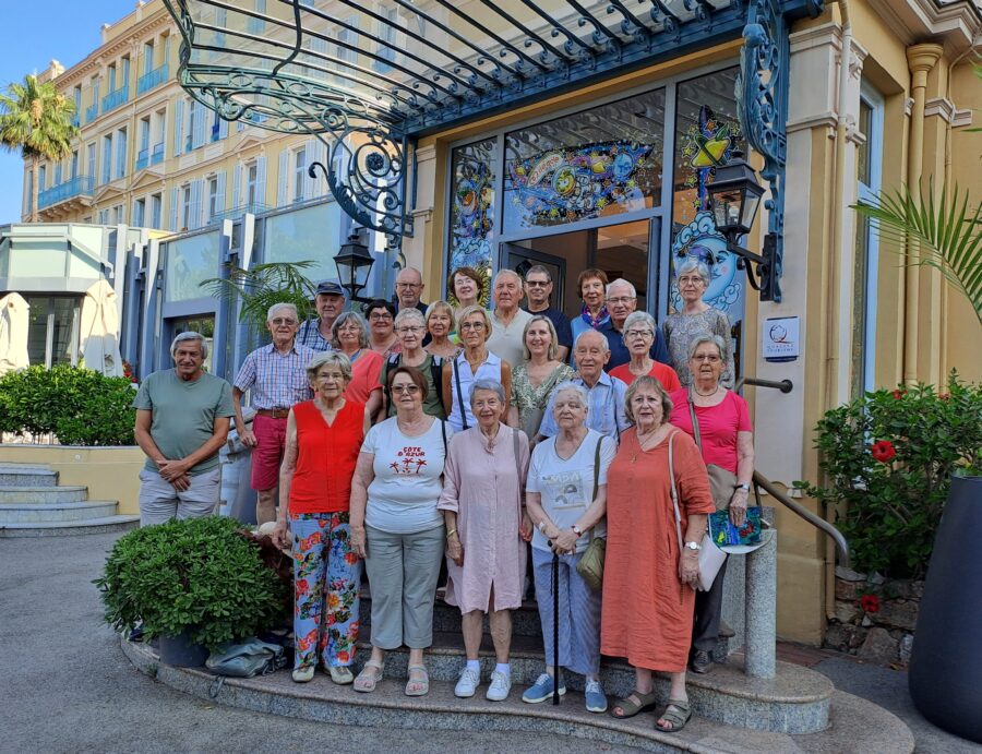 NEOS Merchtem wint de prestigieuze “NEOS met een Hart” Award 2025