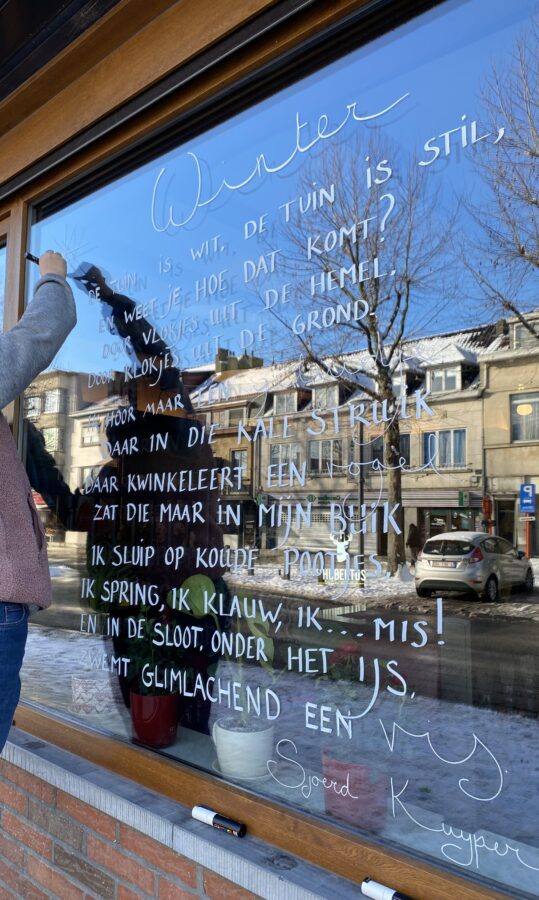 Een gedicht op je raam? Neem deel aan de actie weesgedichten.