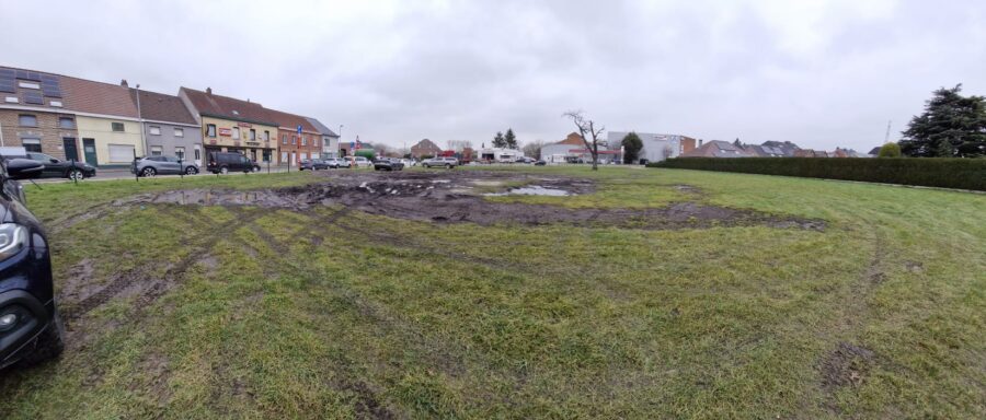 Er gaat een degelijke parking komen op Reedijk