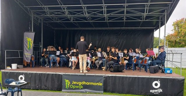 Jeugdharmonie Opwijk presenteert Avontuur in Fantasialand in kerk van Droeshout
