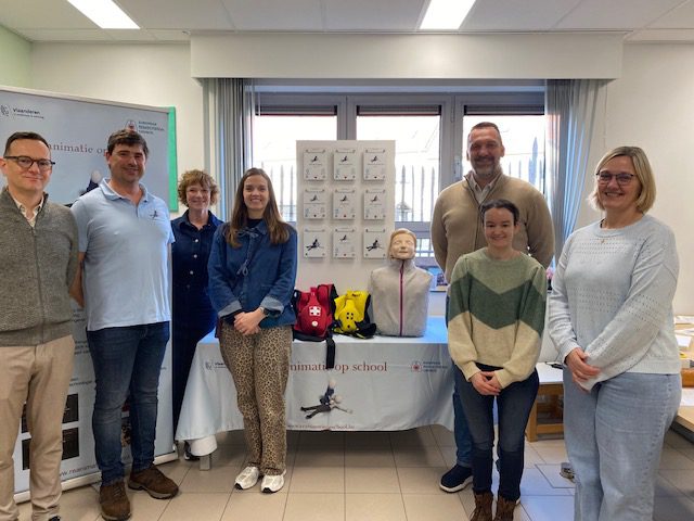 Kwaliteitslabel “Reanimatie Op School” voor Opwijkse lagere scholen