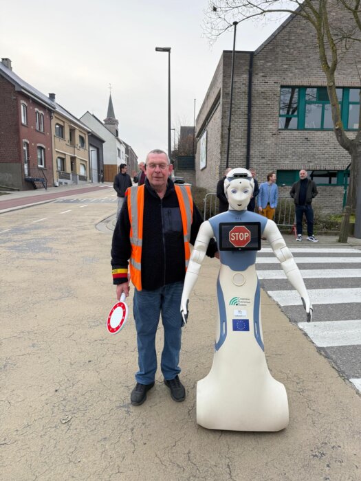 Robots vervangen gemachtigde opzichters aan de schoolpoort