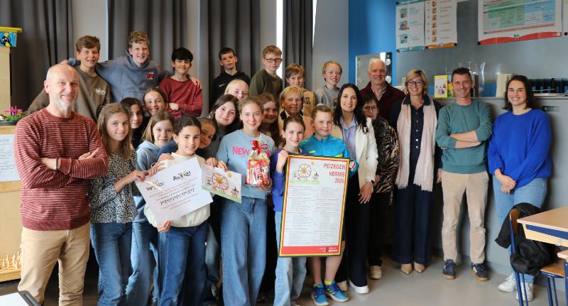 Affiche Peizegemkermis voorgesteld